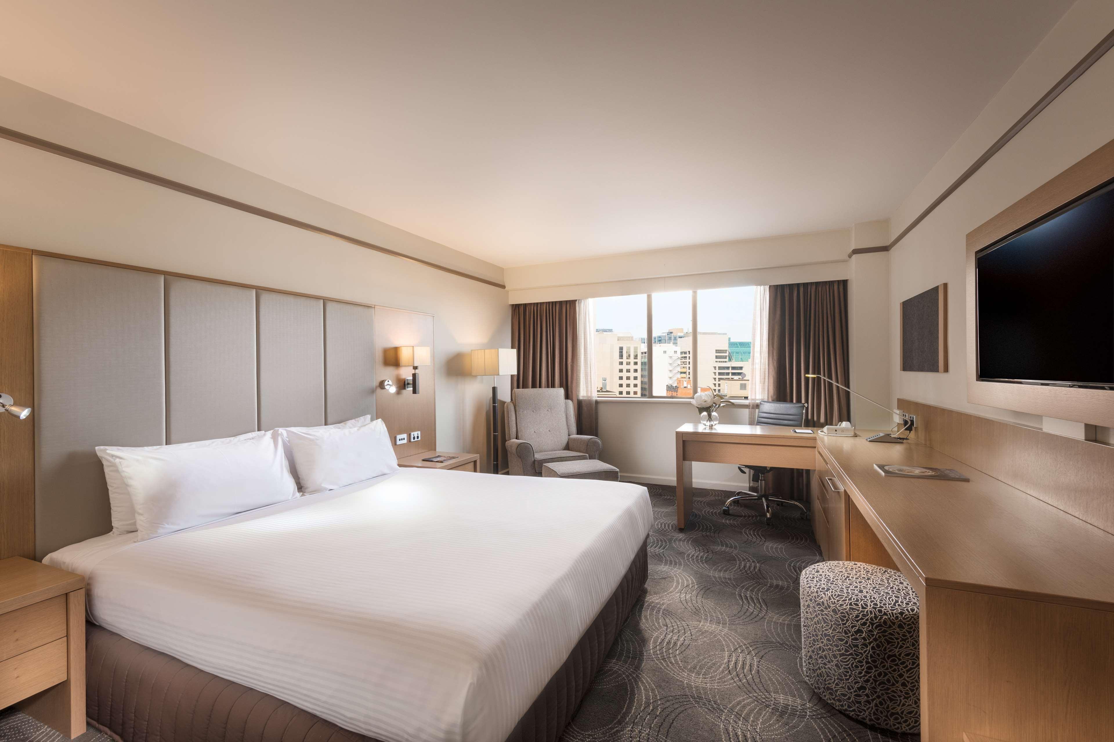 Stamford Plaza Adelaide Hotel ภายนอก รูปภาพ Deluxe Room