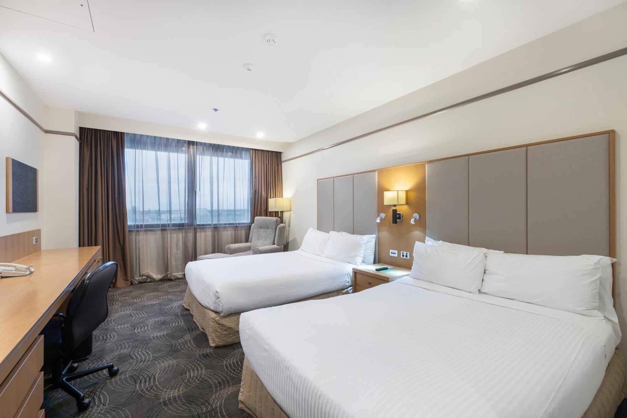 Stamford Plaza Adelaide Hotel ภายนอก รูปภาพ