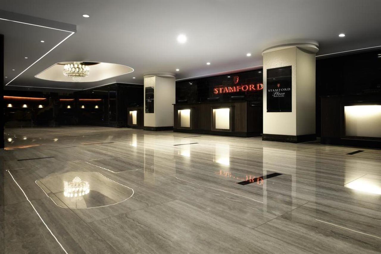 Stamford Plaza Adelaide Hotel ภายนอก รูปภาพ Starford Hotel